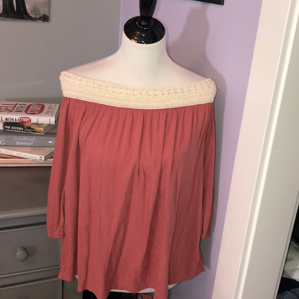 Off the shoulder Shirt